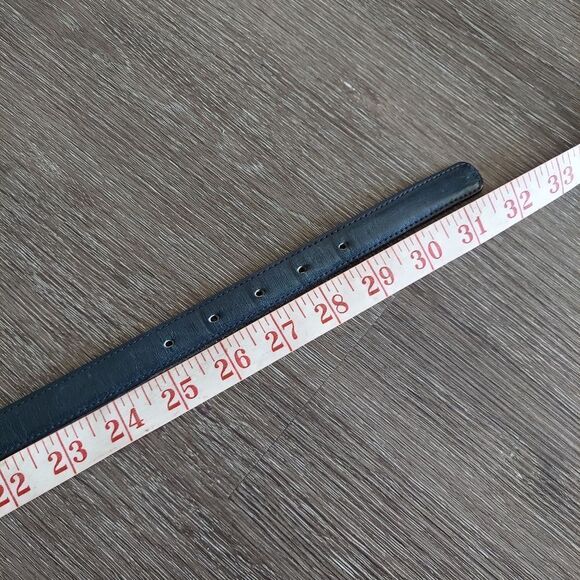 Levi's Skinny Leather Belt Made in USA Medium 31.5" Long - Picture 4 of 5
